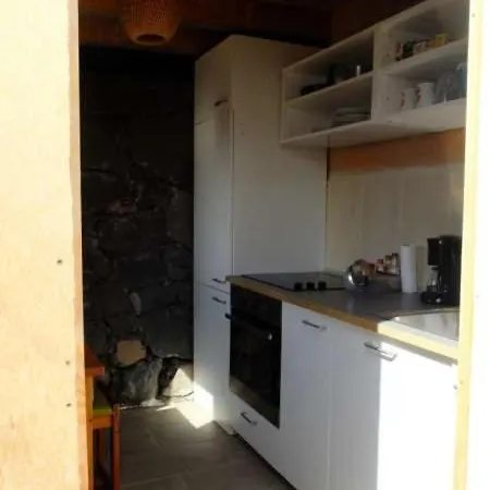 Sleeps 3 Wifi Famara