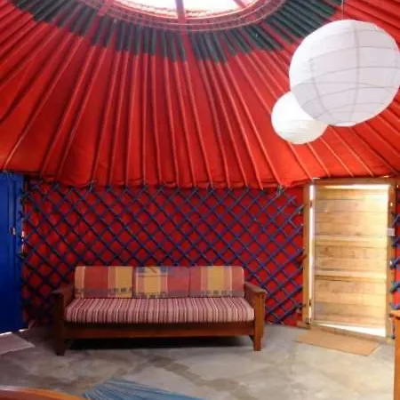 Sleeps 3 Wifi * Фамара