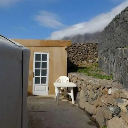 Sleeps 3 Wifi